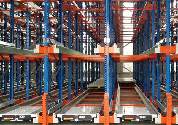 [穿梭式貨架]穿梭車貨架的性能特點(diǎn)