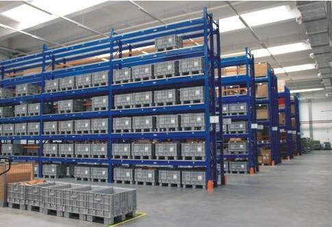 貫通式貨架的優(yōu)點與不足